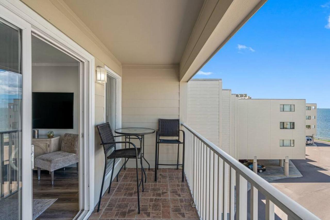 Stunning Bay Views From Your Private Balcony 탬파 외부 사진